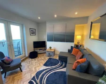 Spectacular 2 Bedroom Balcony Sea View Flat Scarborough Extérieur photo