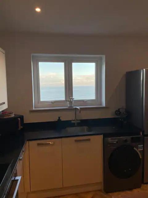 Spectacular 2 Bedroom Balcony Sea View Flat Scarborough Extérieur photo